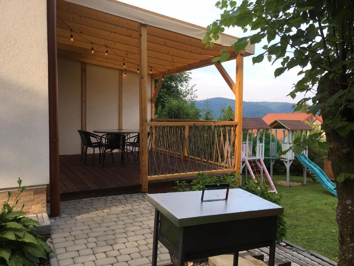 Appartement Bieszczadzki Hals - Dom Blizniak à Polańczyk Extérieur photo